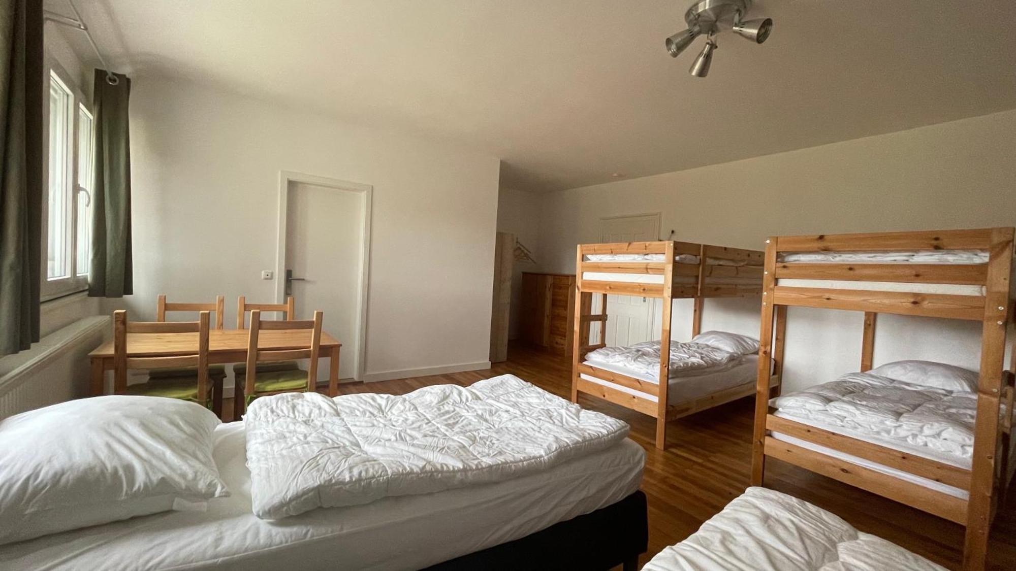 Die Strumpffabrik - Guesthouse Kerpen  ภายนอก รูปภาพ