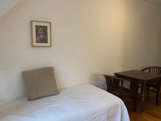 Die Strumpffabrik - Guesthouse Kerpen  ห้อง รูปภาพ
